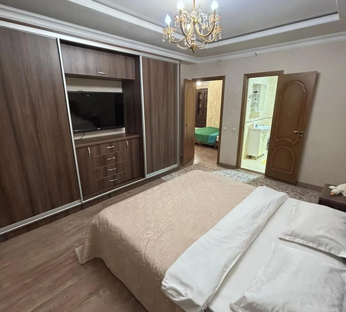 Mega Towers Apartment Vip Almaty 0*,